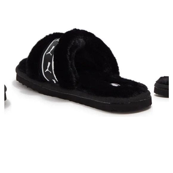 🆕 Puma Fluff Remix Faux Fur Slide Sandal - Picture 4 of 7